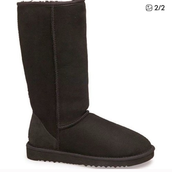 UGG  classic Black Winter Boots - Picture 1 of 2